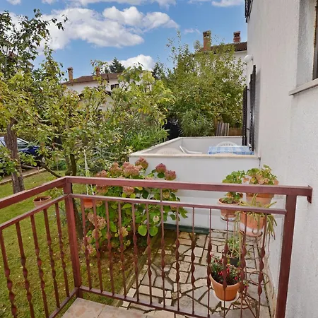 Velimir Apartment Poreč